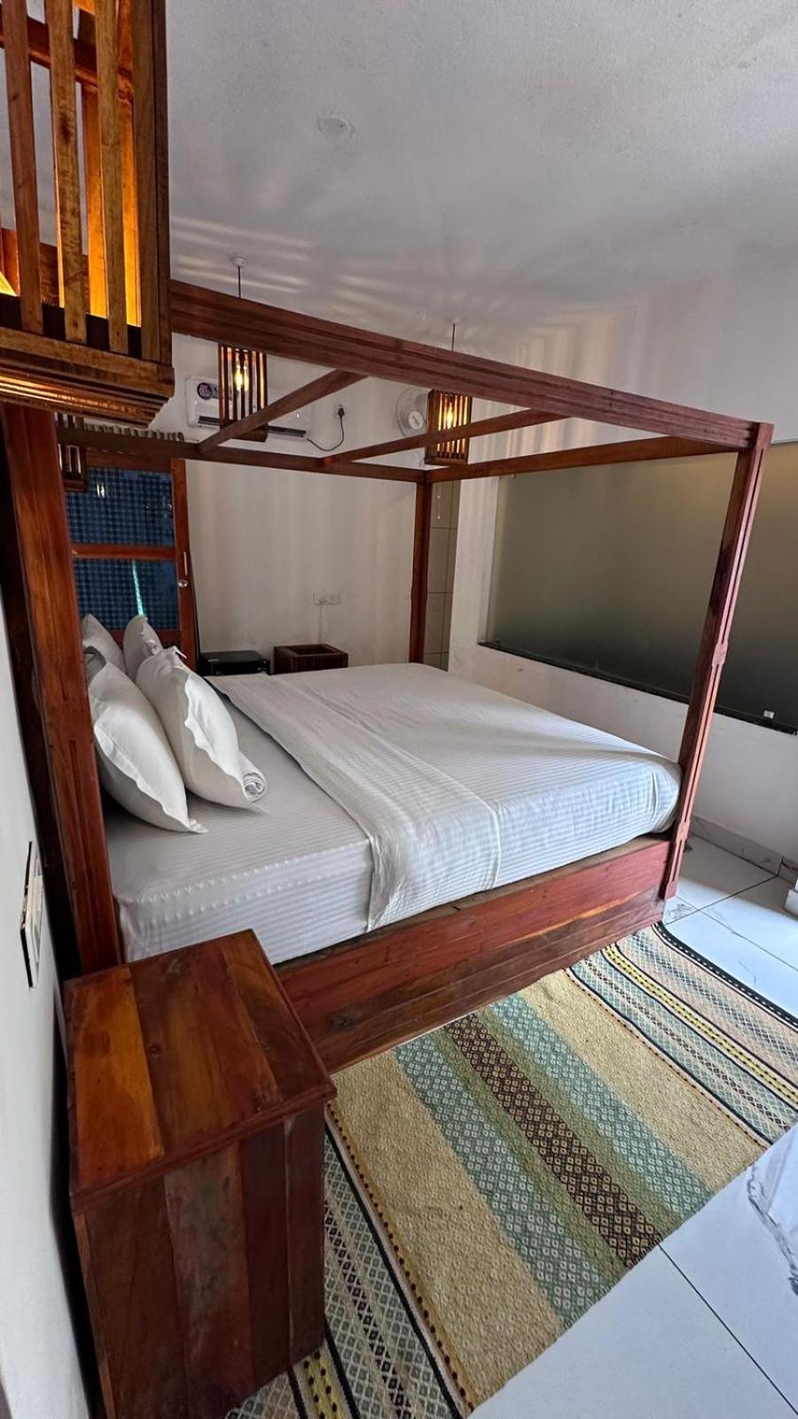 Bed and Breakfast Nidra By Sarwaa à Varkala Extérieur photo