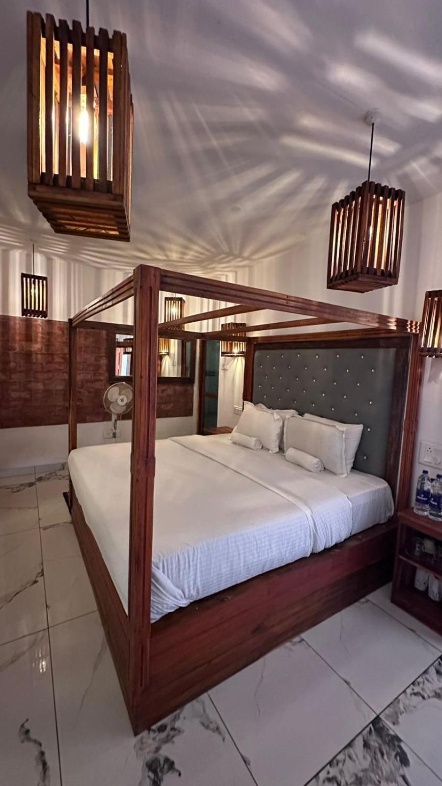 Bed and Breakfast Nidra By Sarwaa à Varkala Extérieur photo